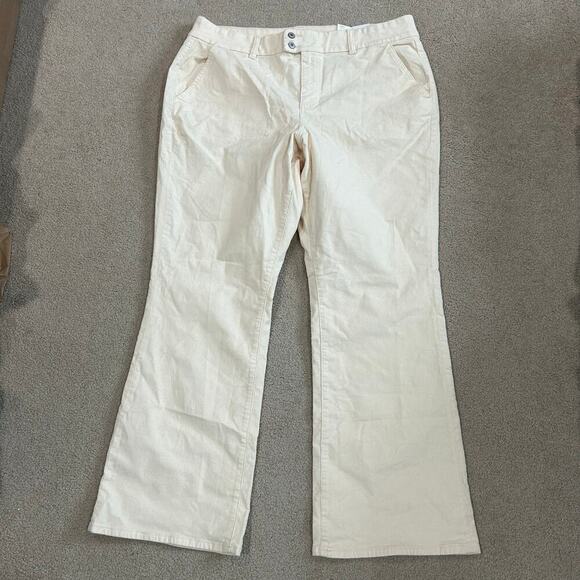 NWT American Eagle Stretch Cream Curvy High Rise Kick Boot Corduroy Pants Sz 20 - Picture 2 of 7